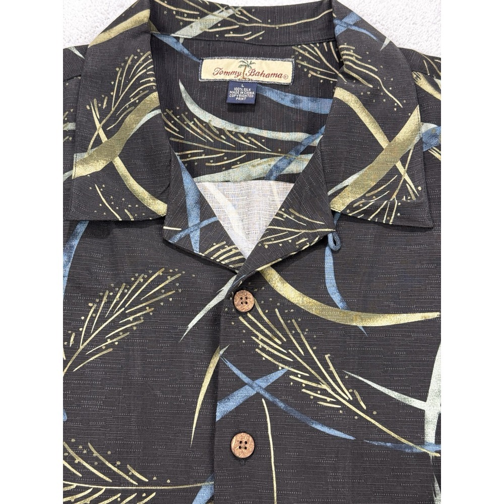 Tommy‎ Bahama 100% Silk Camp Shirt L Black Floral Hawaiian Unique Design